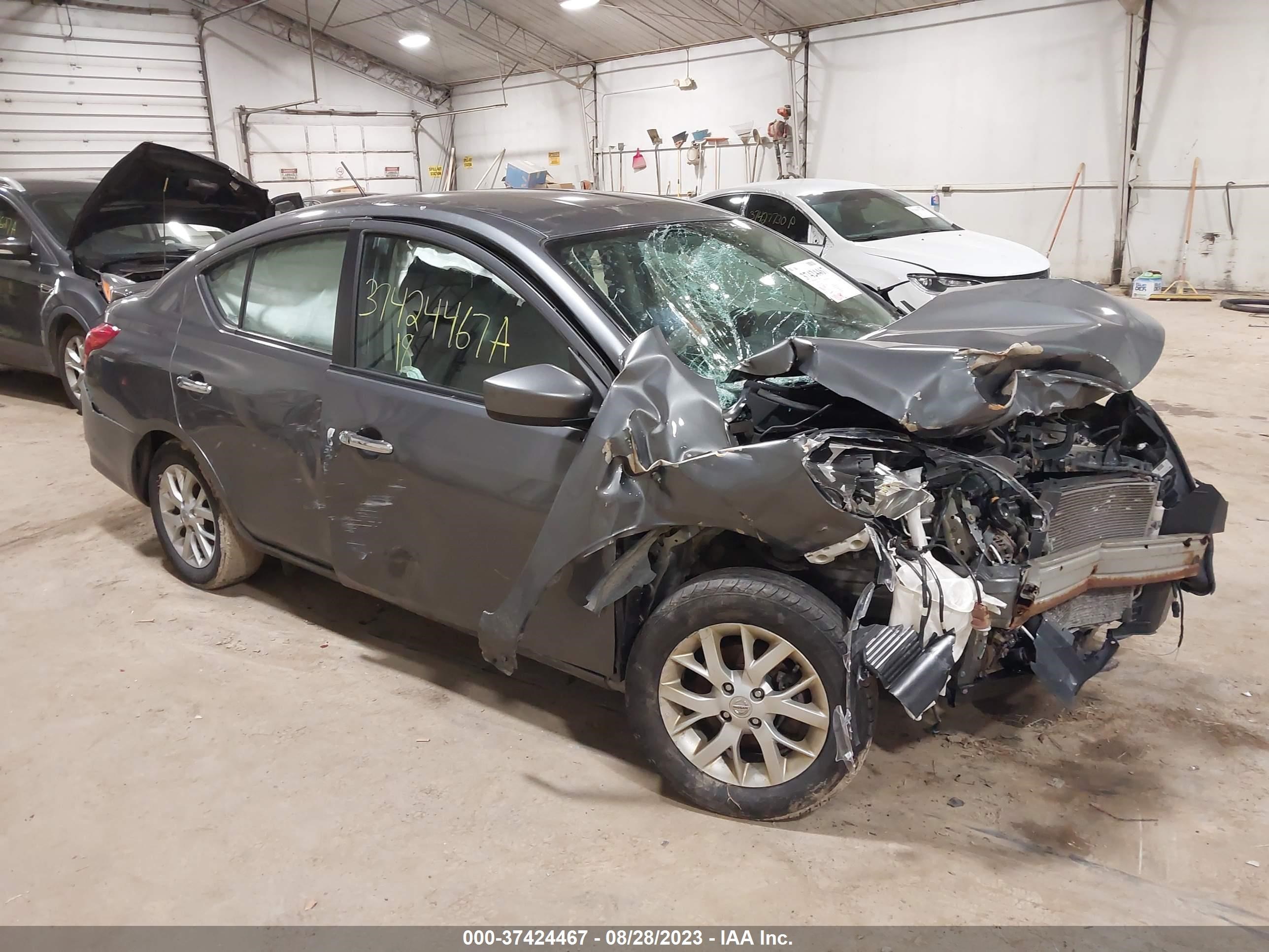 NISSAN VERSA 2018 3n1cn7ap6jl872824