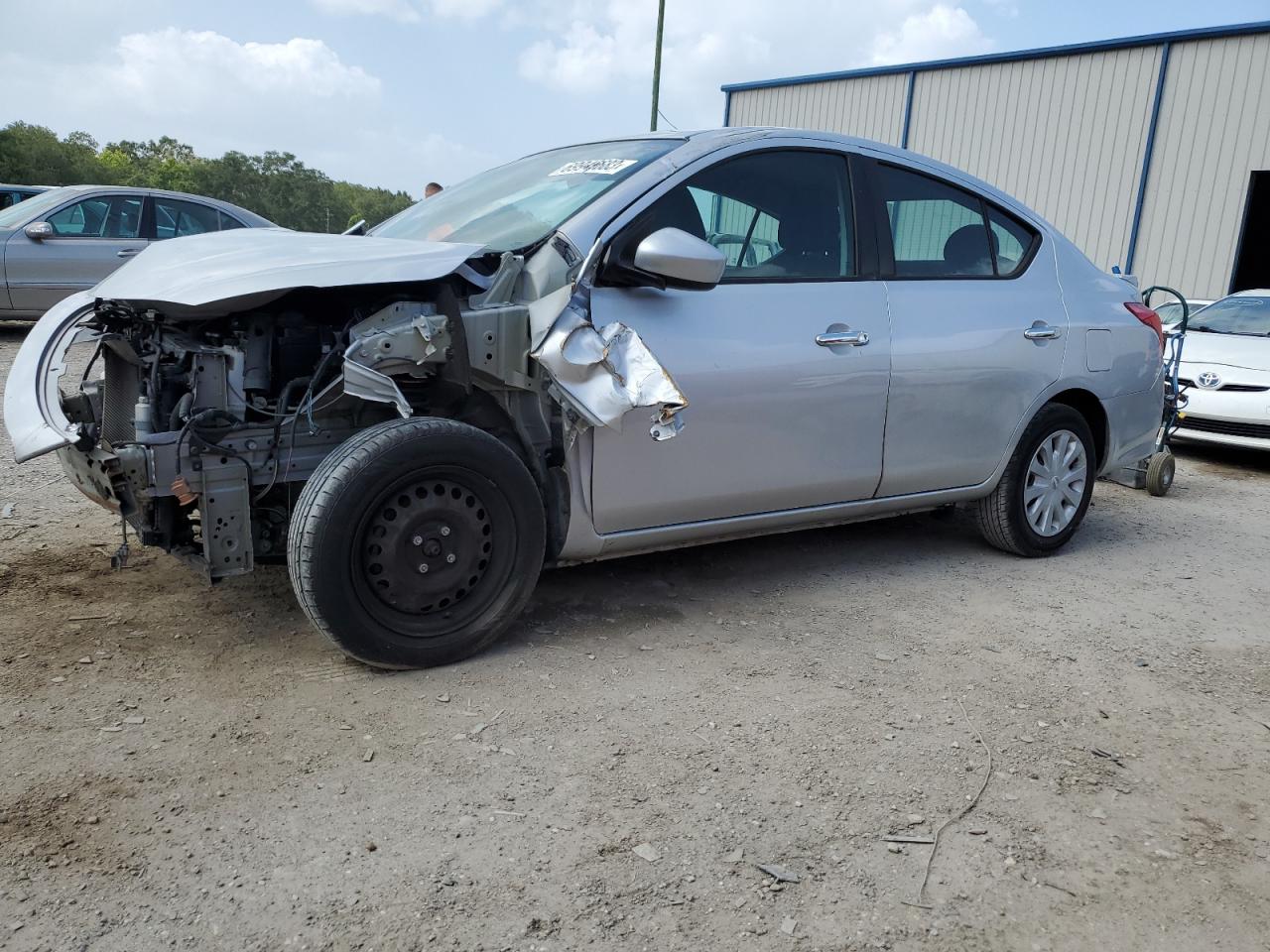 NISSAN VERSA 2018 3n1cn7ap6jl882009