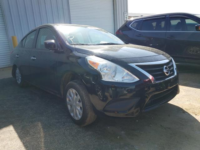 NISSAN VERSA S 2018 3n1cn7ap6jl885251