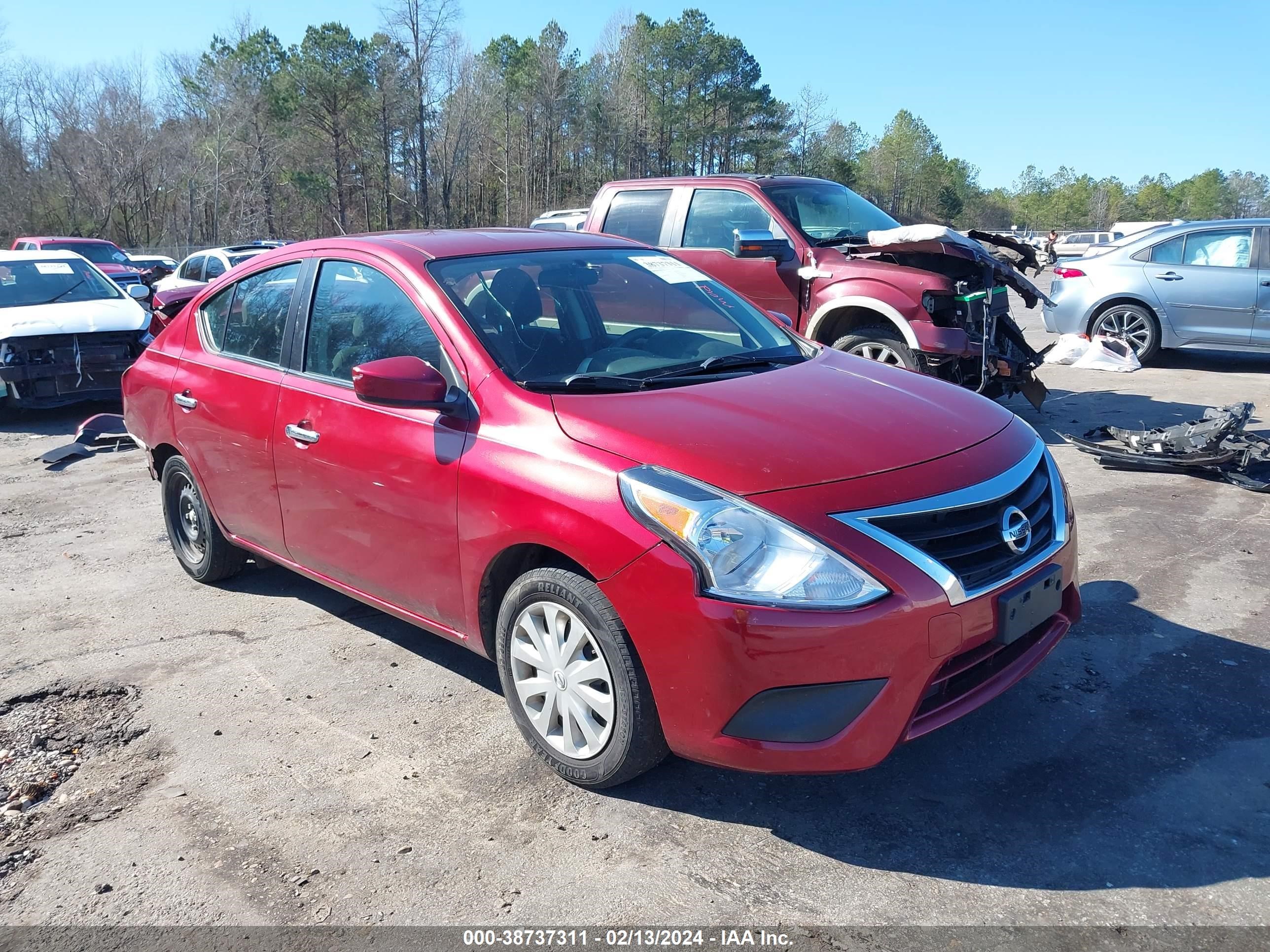 NISSAN VERSA 2019 3n1cn7ap6kl836052