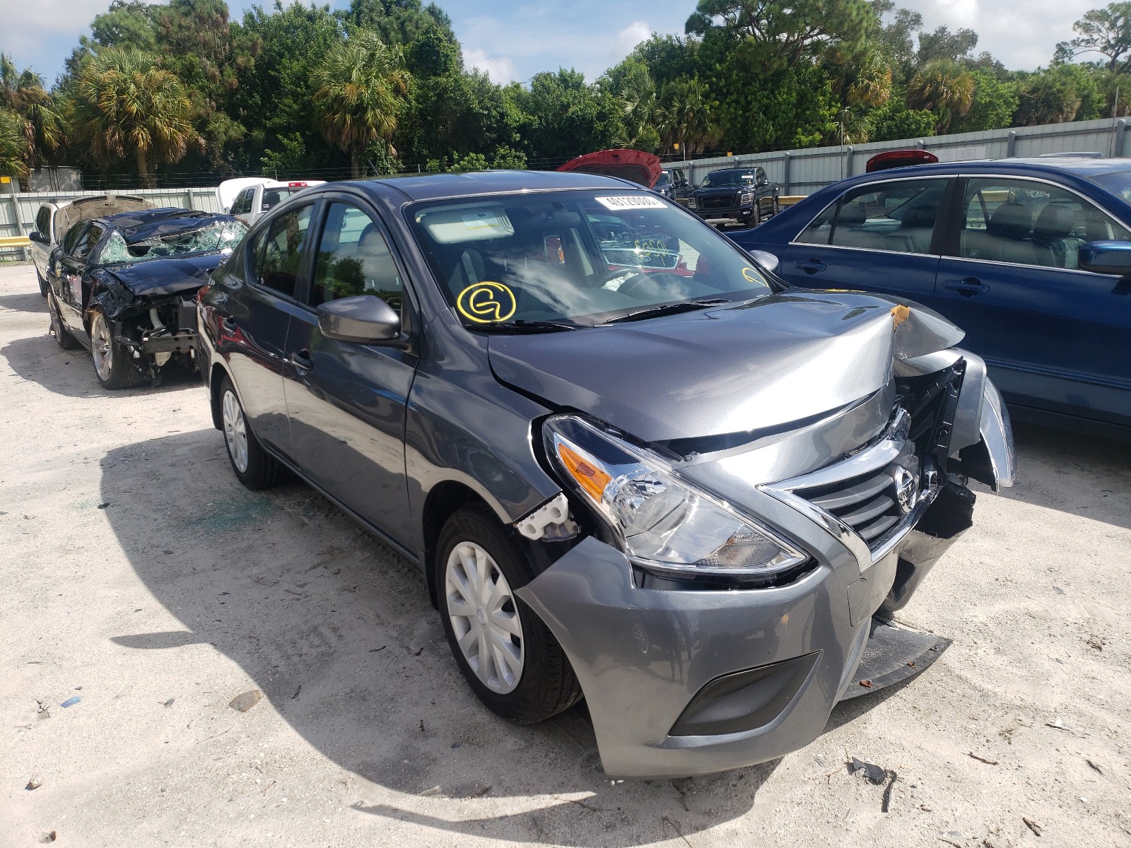 NISSAN VERSA S 2019 3n1cn7ap6kl836486