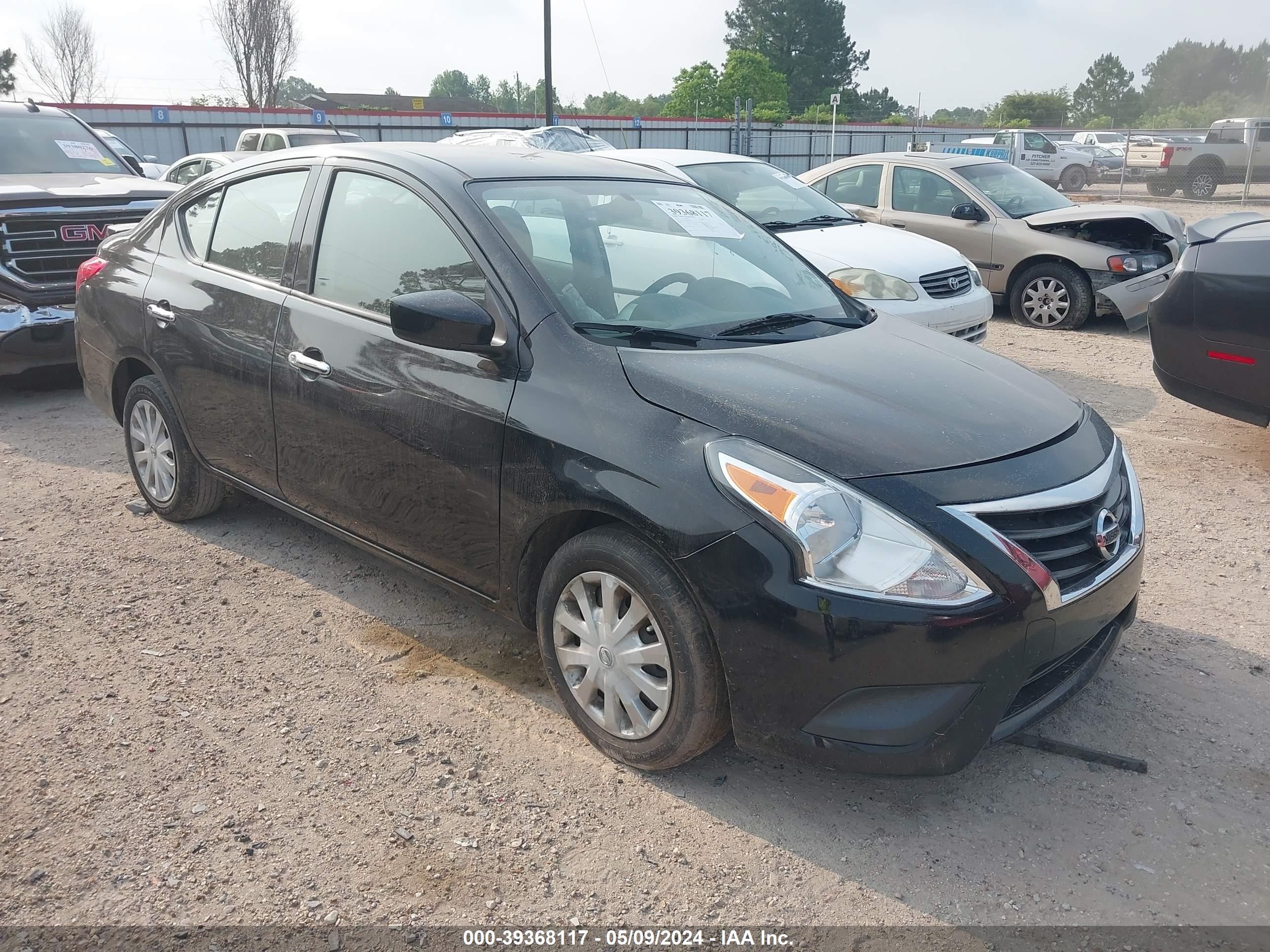 NISSAN VERSA 2019 3n1cn7ap6kl845947