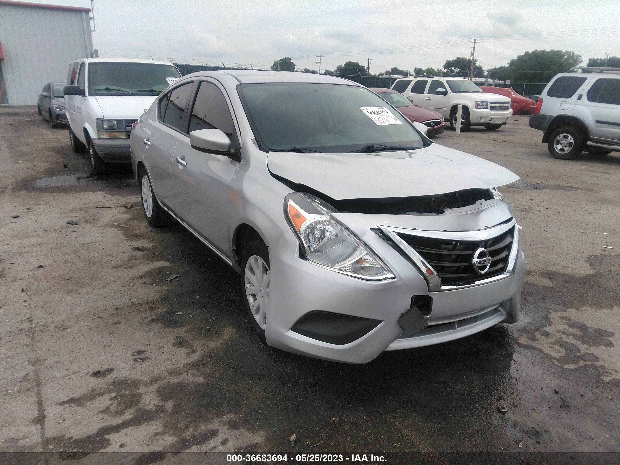 NISSAN VERSA 2019 3n1cn7ap6kl851750