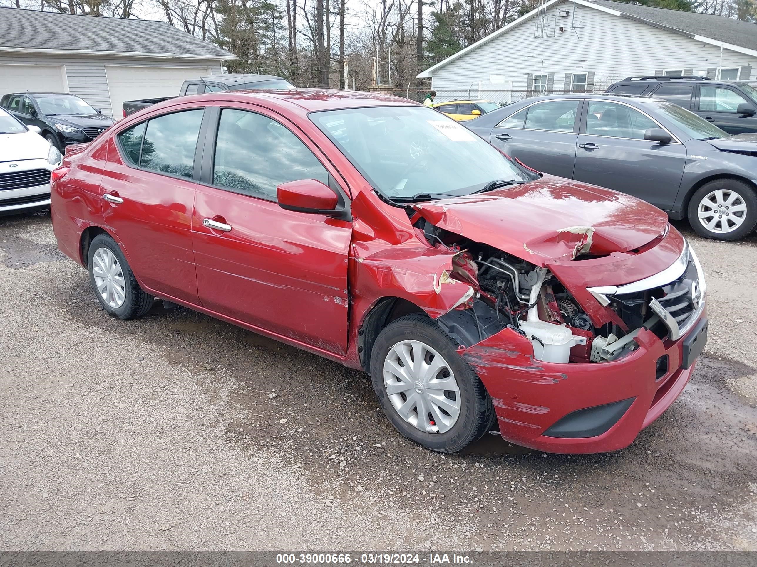 NISSAN VERSA 2019 3n1cn7ap6kl861372