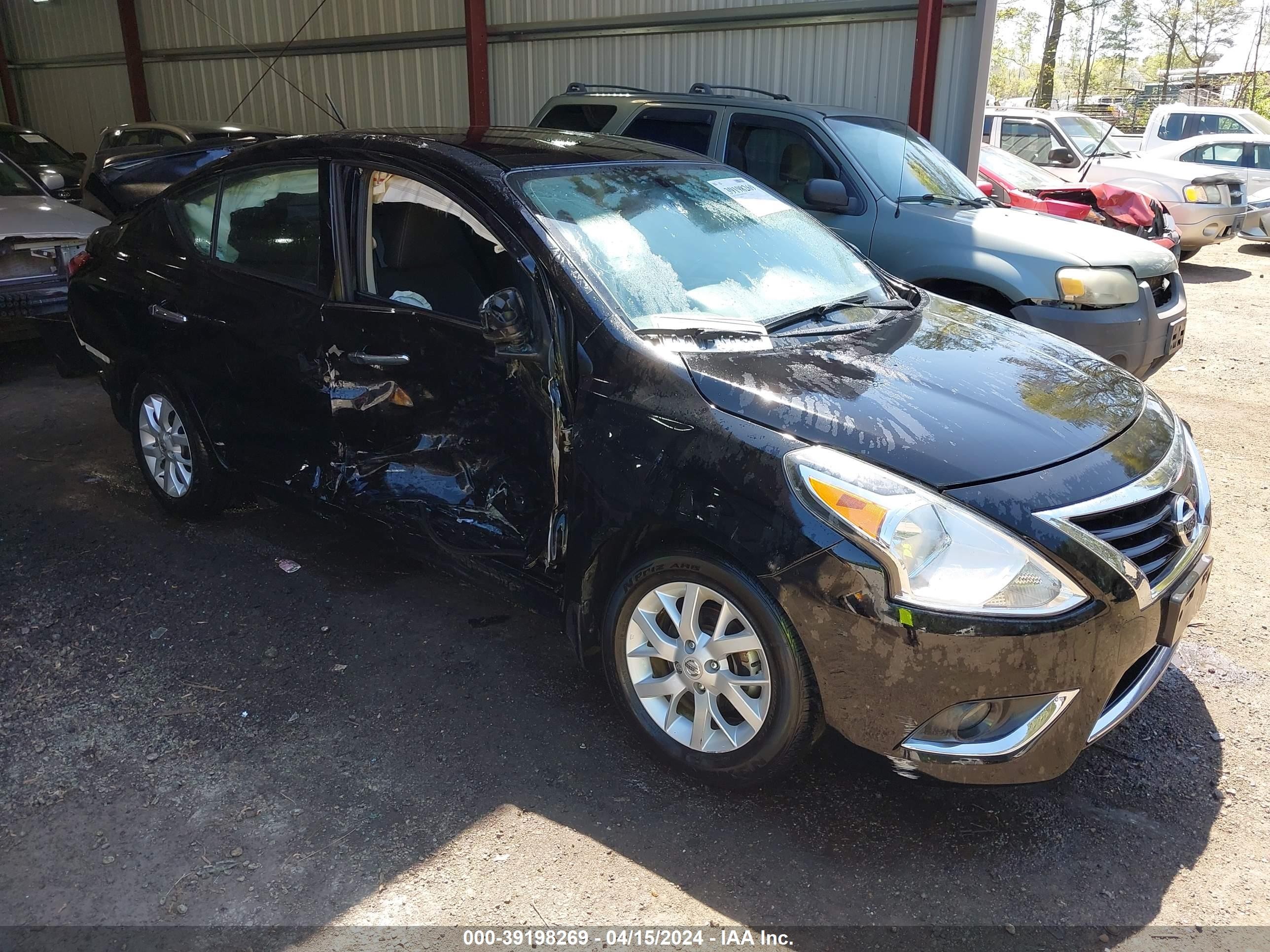 NISSAN VERSA 2017 3n1cn7ap7hl858280