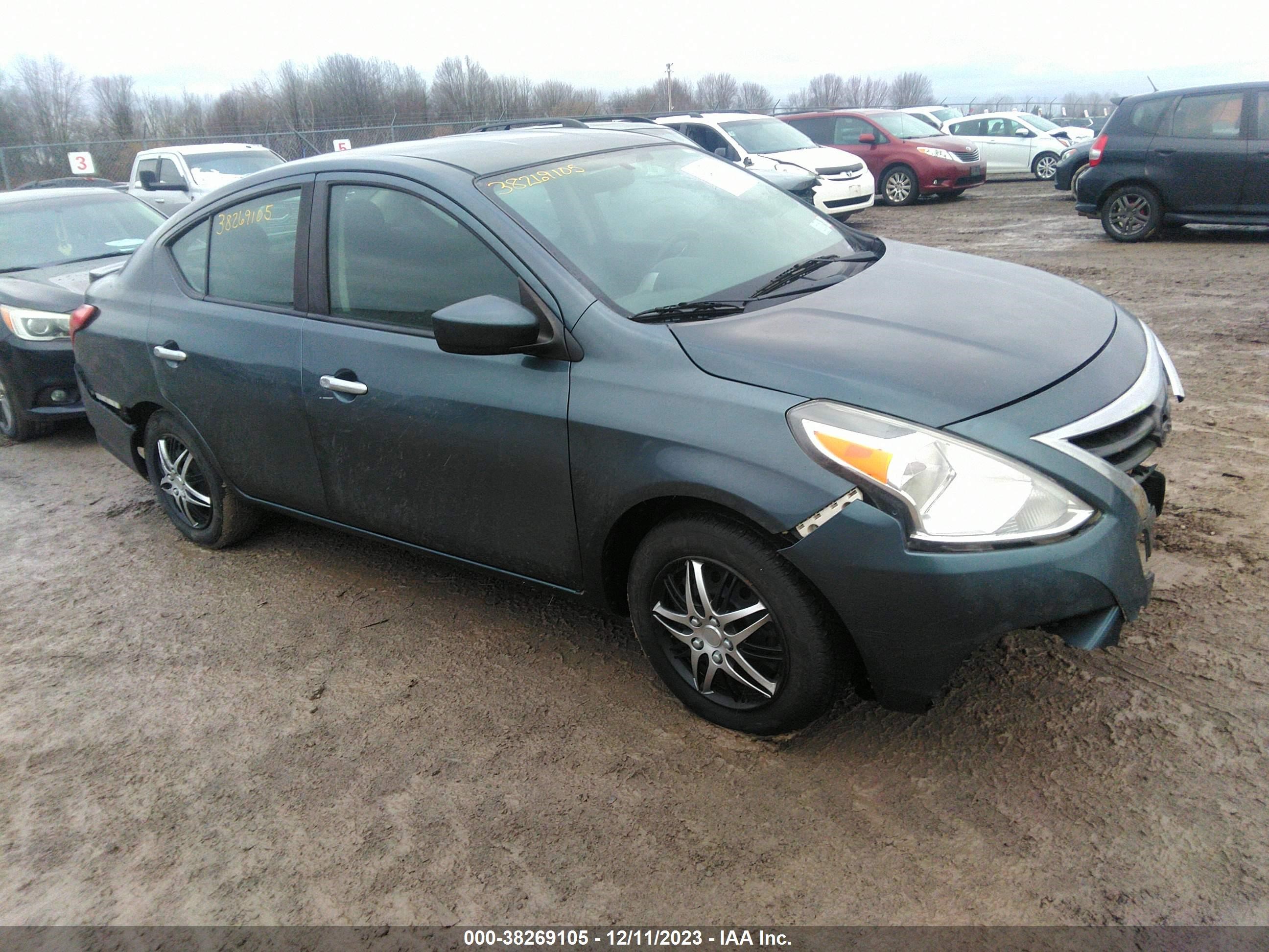 NISSAN VERSA 2017 3n1cn7ap7hl883812