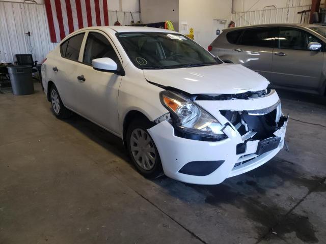 NISSAN VERSA S 2018 3n1cn7ap7jl811630