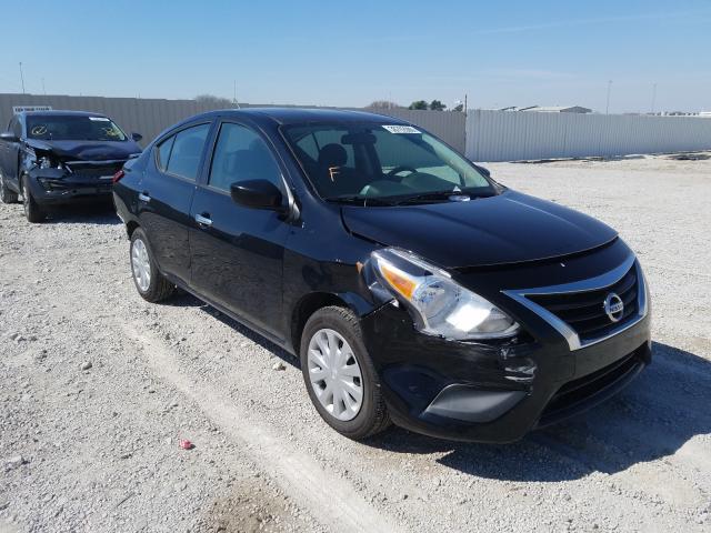 NISSAN VERSA S 2018 3n1cn7ap7jl812423