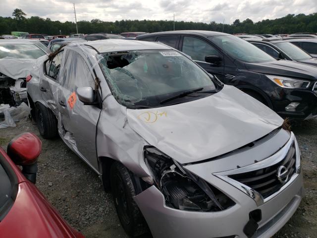 NISSAN VERSA S 2018 3n1cn7ap7jl812437