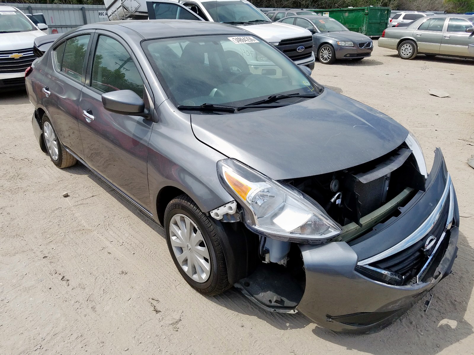 NISSAN VERSA S 2018 3n1cn7ap7jl826211