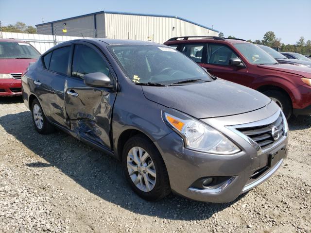 NISSAN VERSA S 2018 3n1cn7ap7jl859015