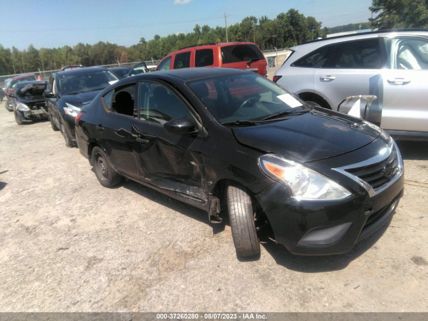 NISSAN VERSA 2019 3n1cn7ap7kl802704