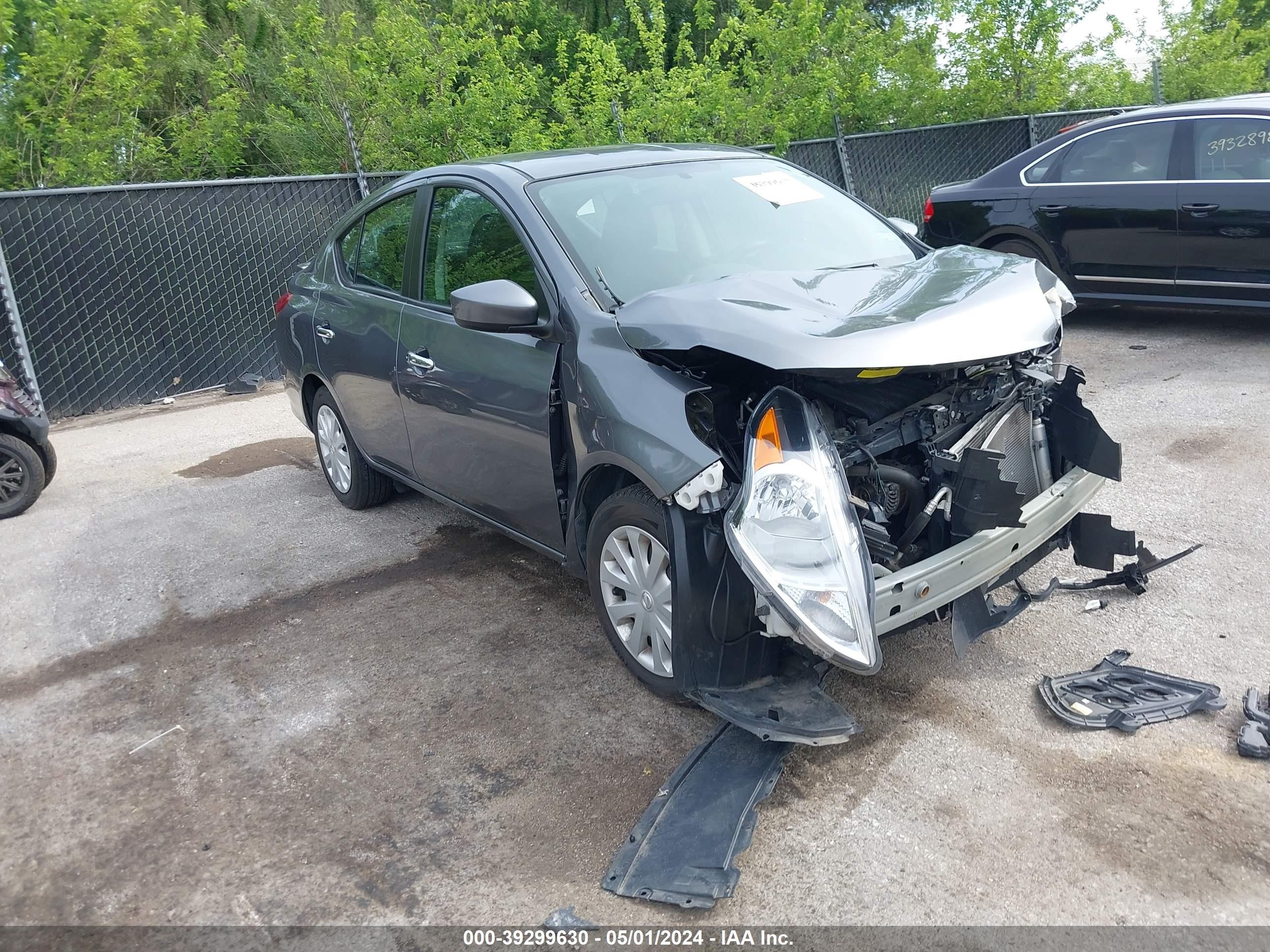 NISSAN VERSA 2019 3n1cn7ap7kl863275