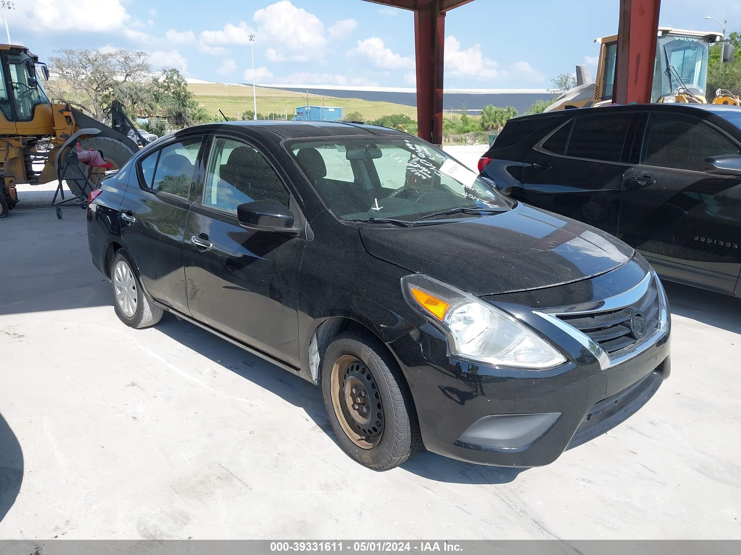 NISSAN VERSA 2019 3n1cn7ap7kl863499