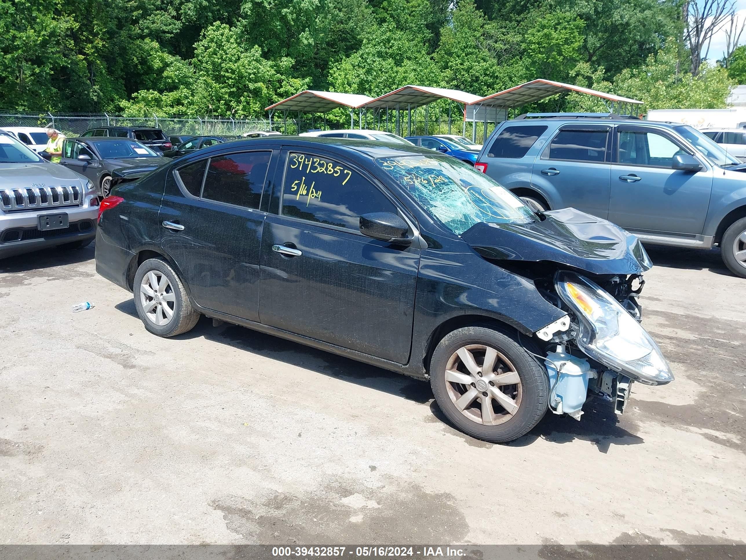 NISSAN VERSA 2019 3n1cn7ap7kl869416