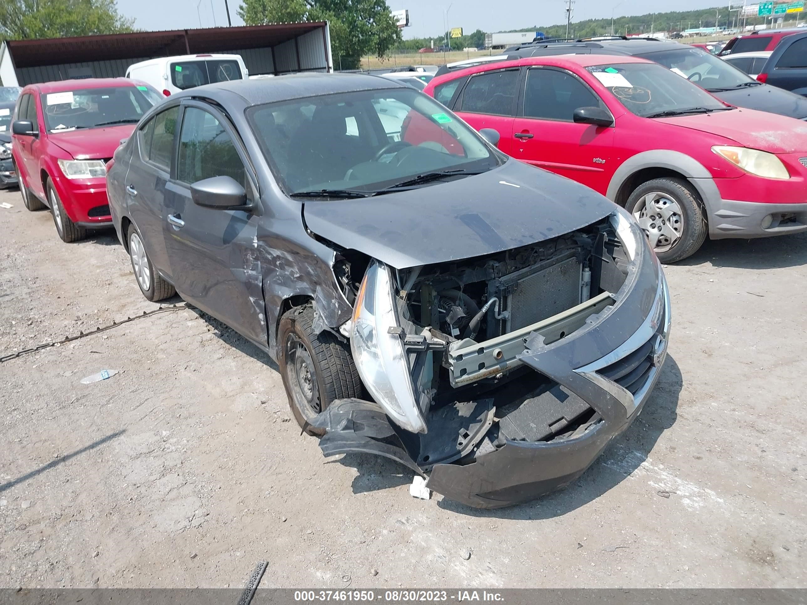 NISSAN VERSA 2019 3n1cn7ap7kl873353