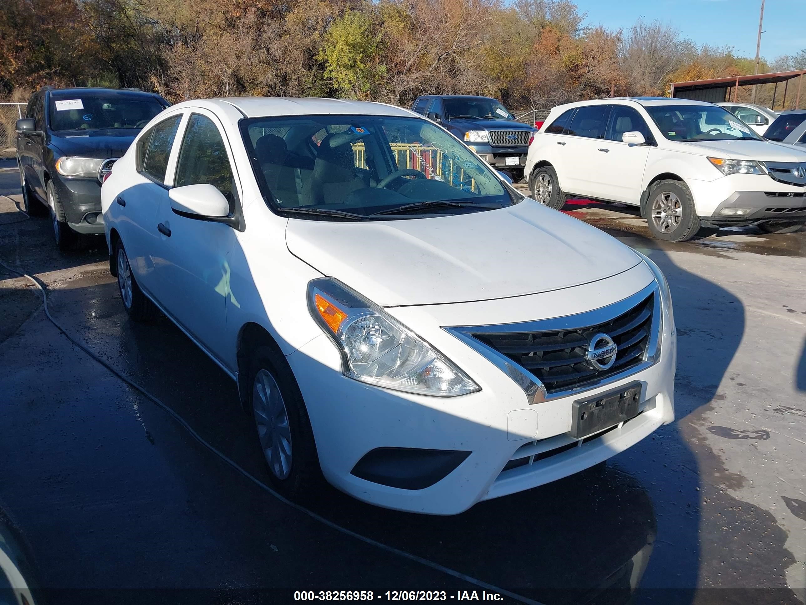 NISSAN VERSA 2016 3n1cn7ap8gl911812