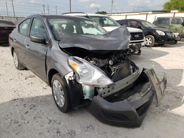 NISSAN VERSA S 2018 3n1cn7ap8jl808641