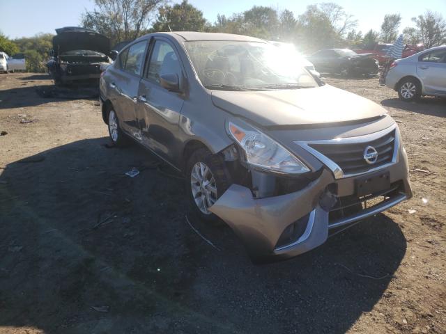 NISSAN VERSA S 2018 3n1cn7ap8jl835533