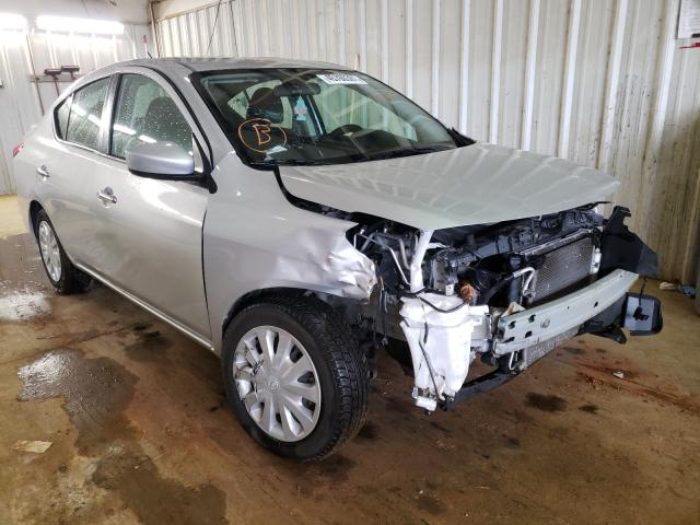 NISSAN VERSA S 2019 3n1cn7ap8kl839227