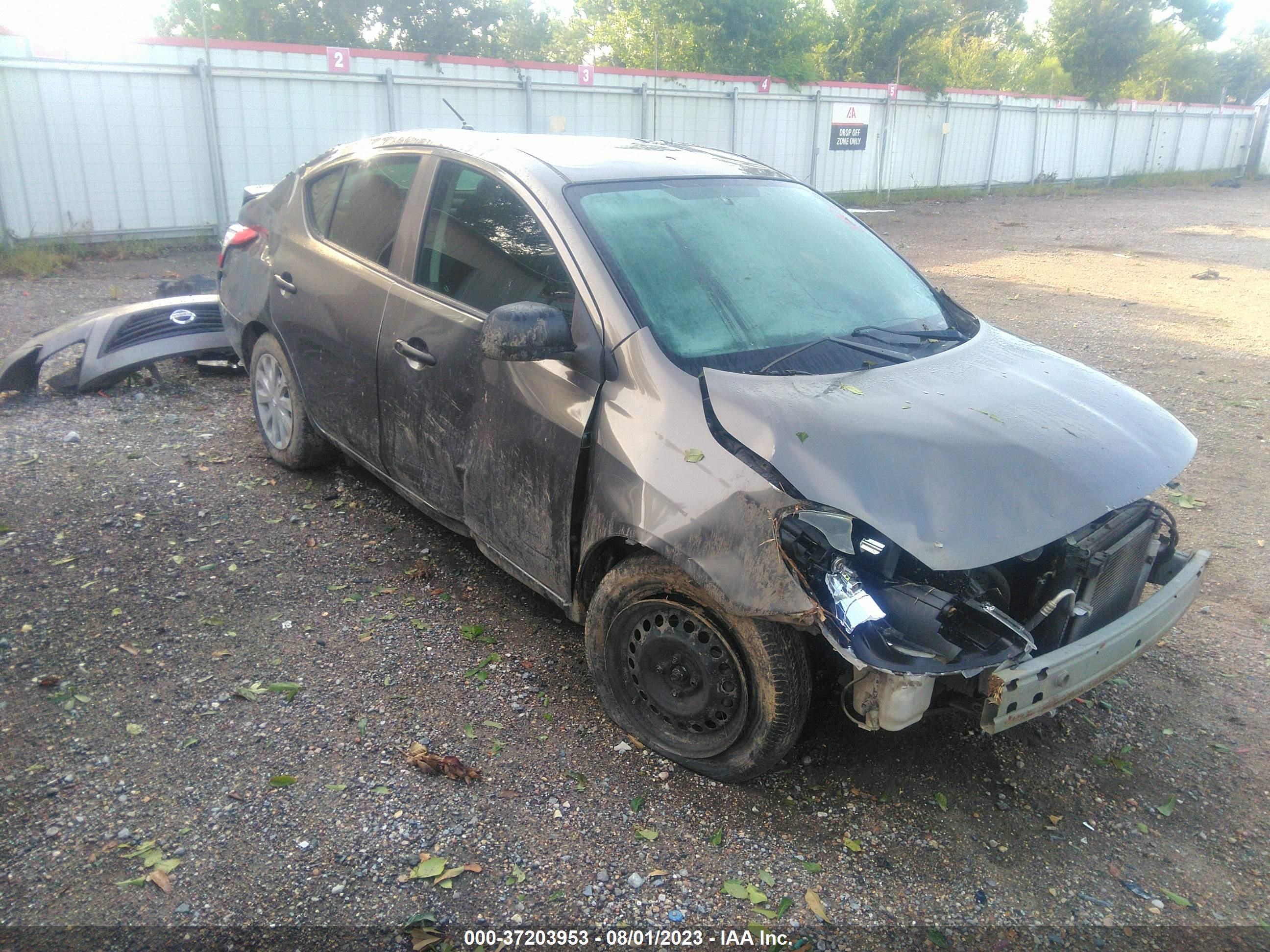 NISSAN VERSA 2014 3n1cn7ap9el804782