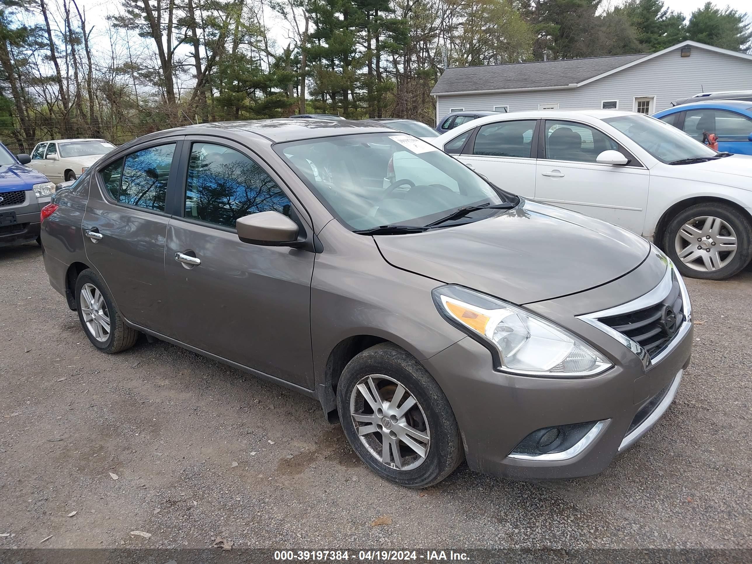 NISSAN VERSA 2015 3n1cn7ap9fl815041