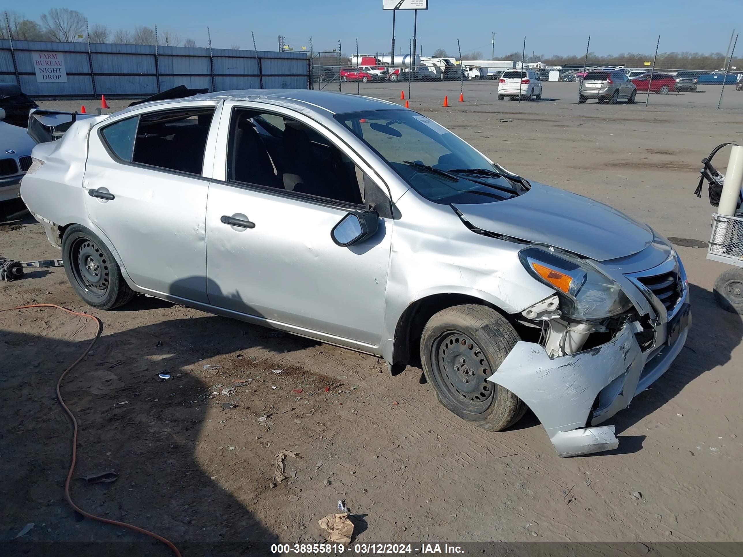 NISSAN VERSA 2015 3n1cn7ap9fl916404