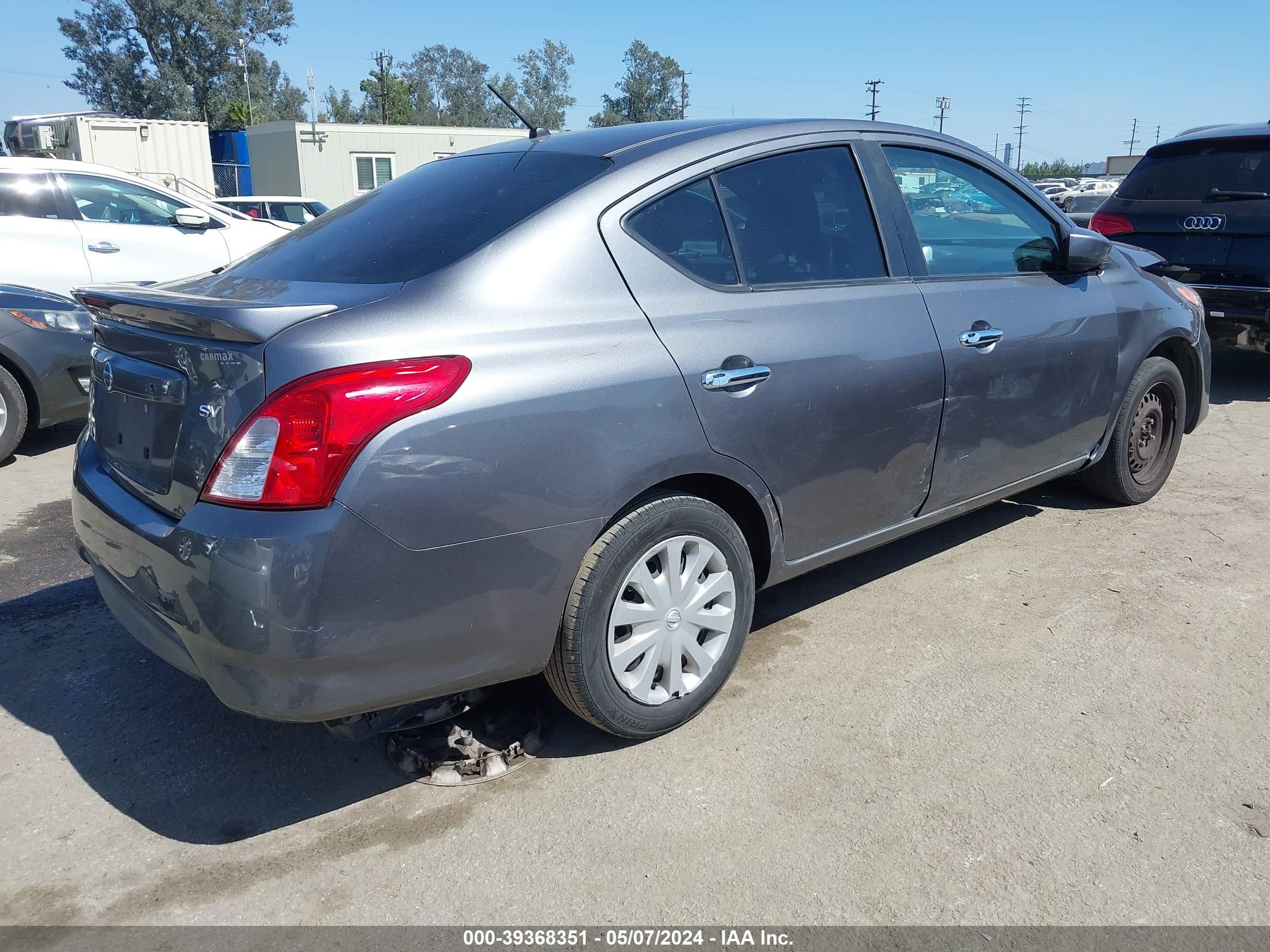 NISSAN VERSA 2018 3n1cn7ap9jl820930