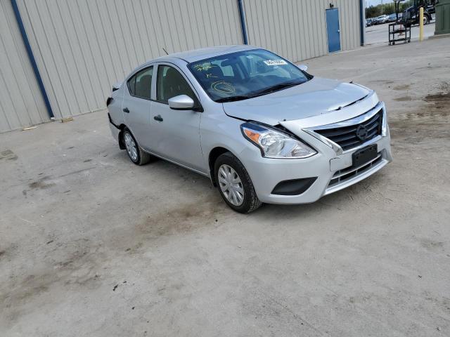 NISSAN VERSA S 2018 3n1cn7ap9jl859470