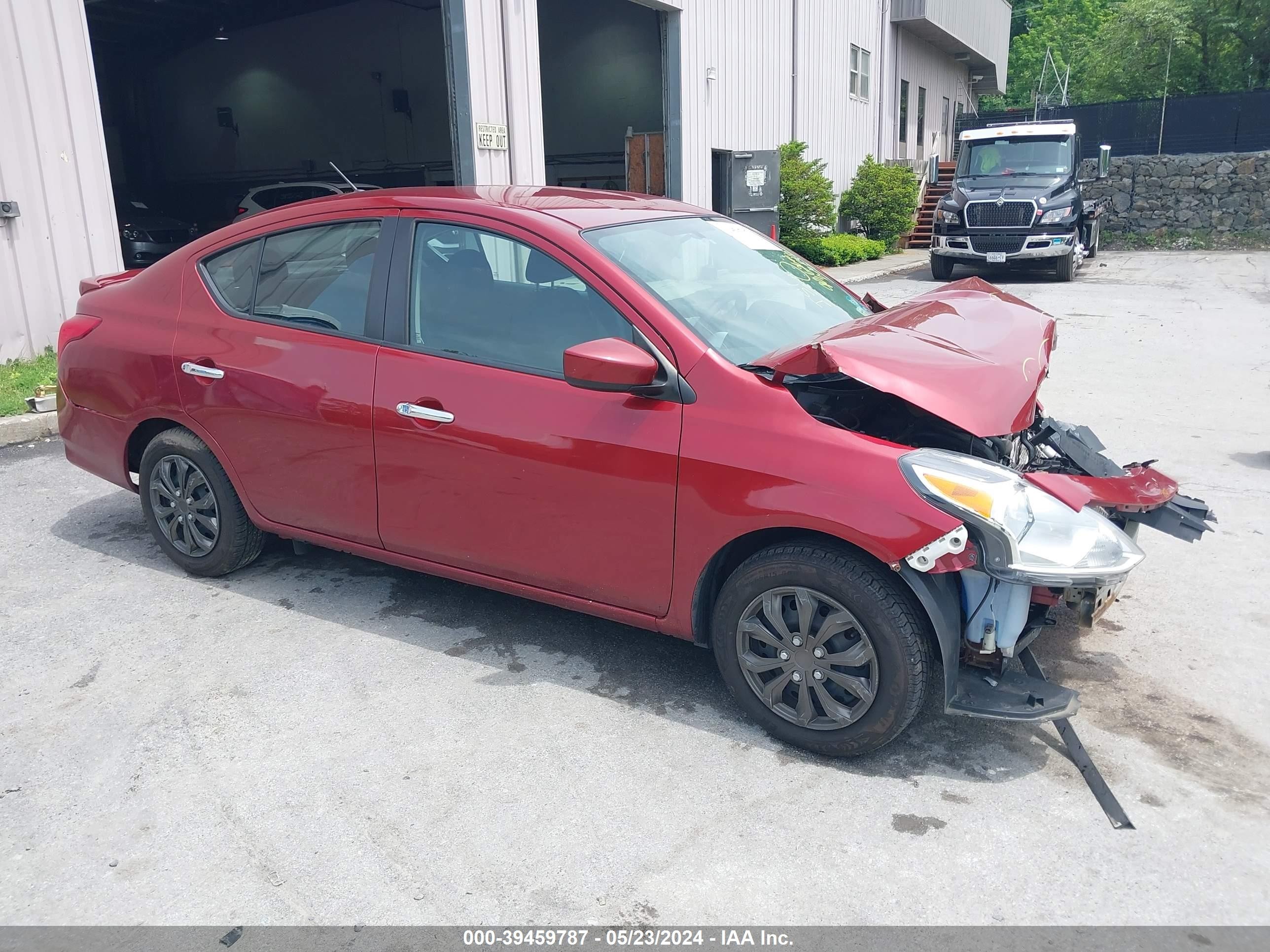 NISSAN VERSA 2019 3n1cn7ap9kl813557