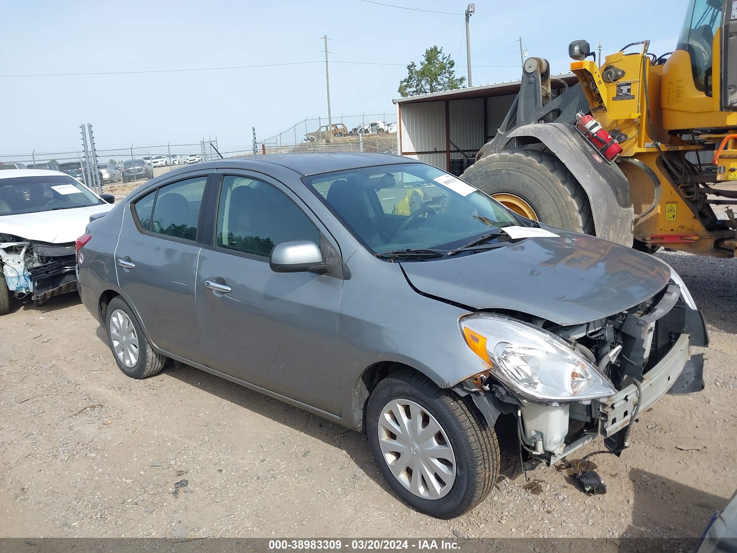 NISSAN VERSA 2013 3n1cn7apxdl889050