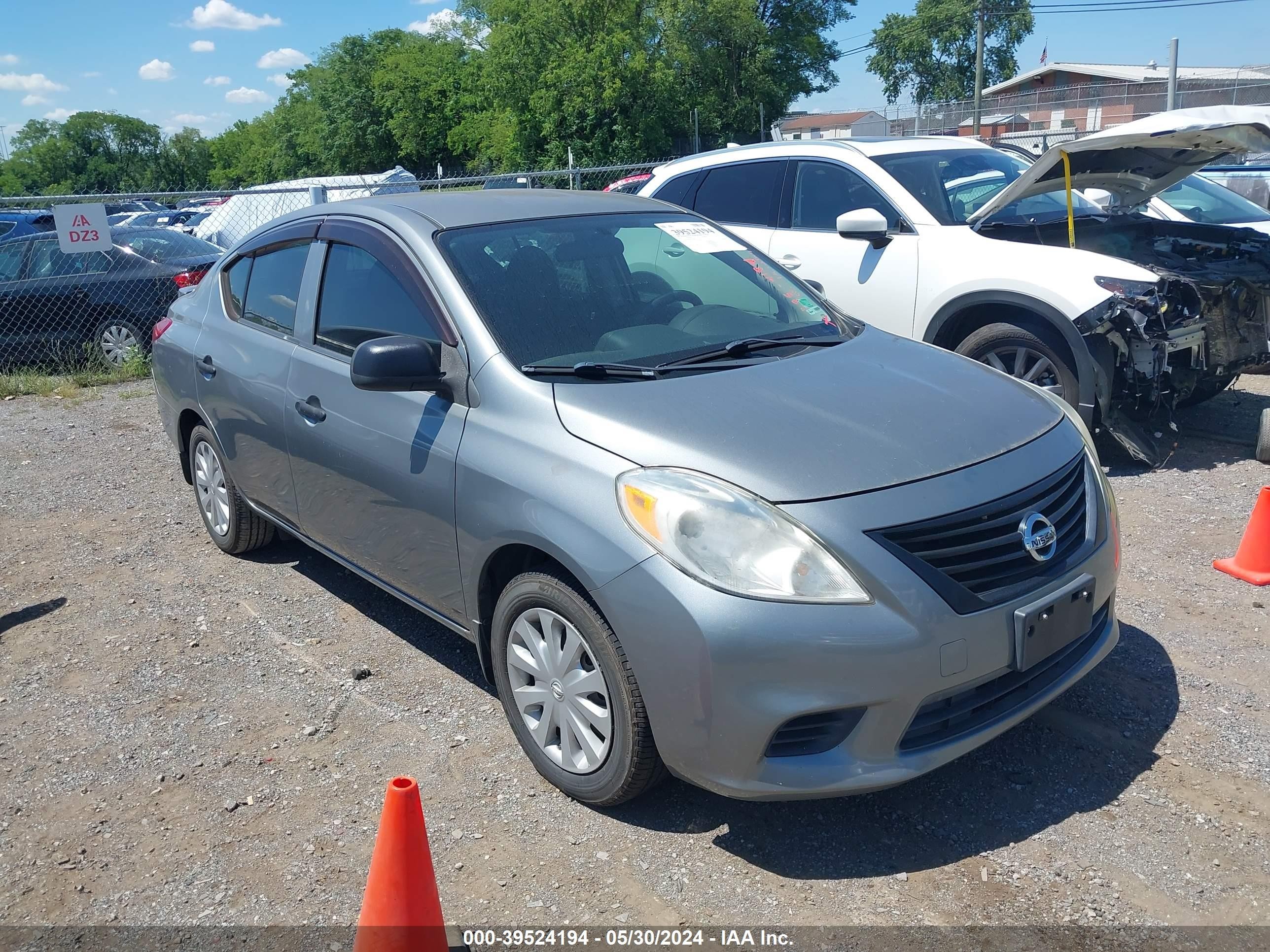 NISSAN VERSA 2014 3n1cn7apxel815984