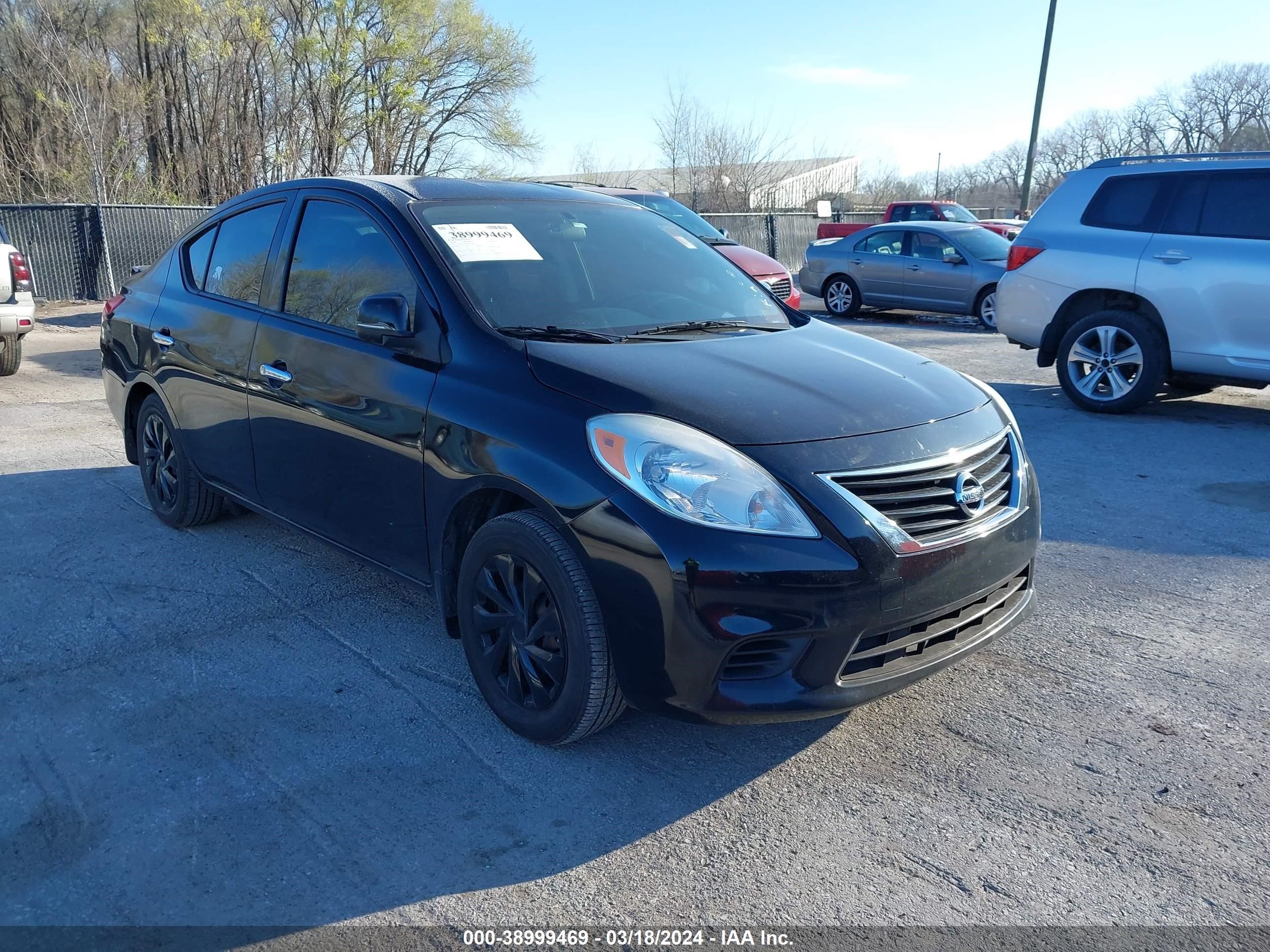 NISSAN VERSA 2014 3n1cn7apxel819680