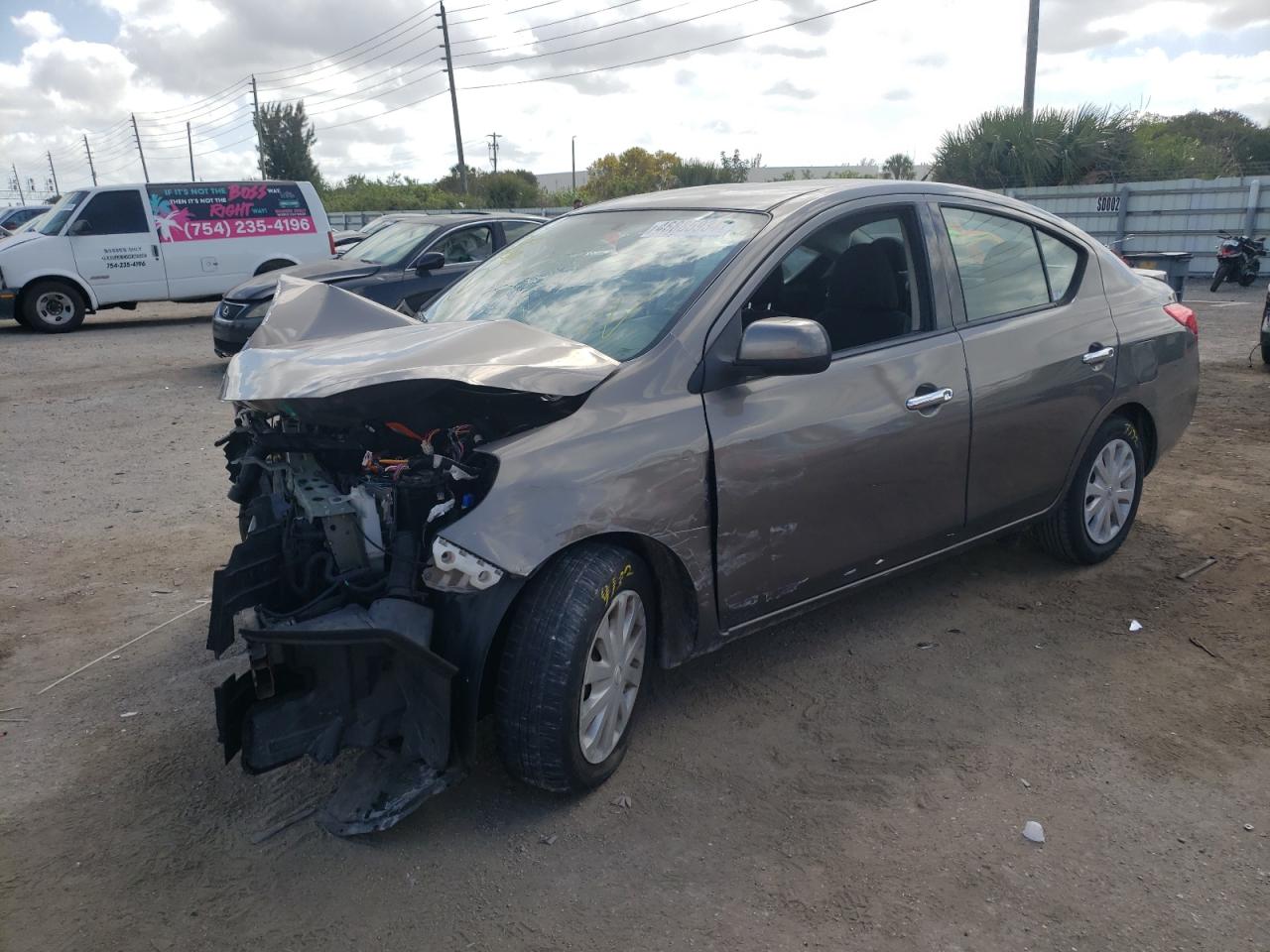 NISSAN VERSA 2014 3n1cn7apxel819789