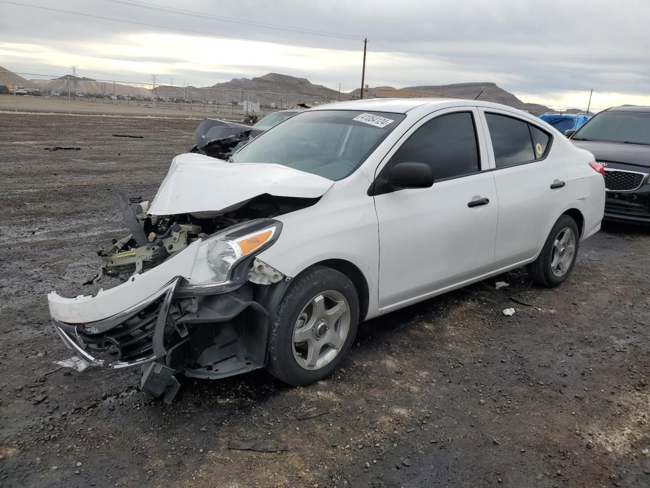 NISSAN VERSA 2015 3n1cn7apxfl839011