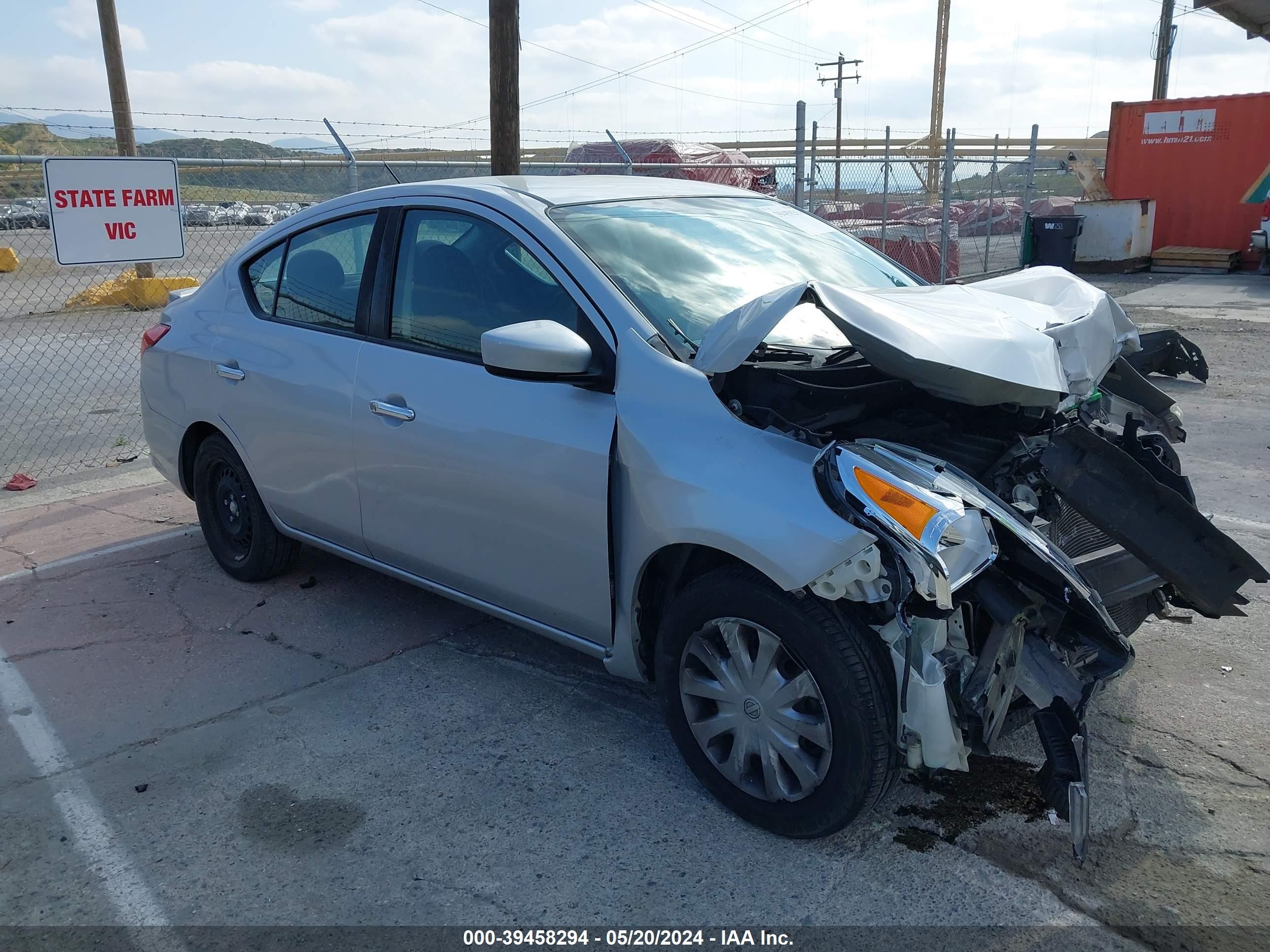 NISSAN VERSA 2017 3n1cn7apxhk429771