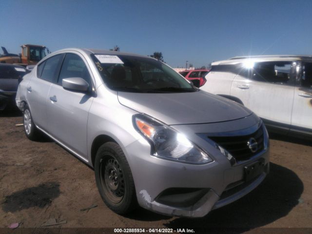 NISSAN VERSA SEDAN 2018 3n1cn7apxjk441795