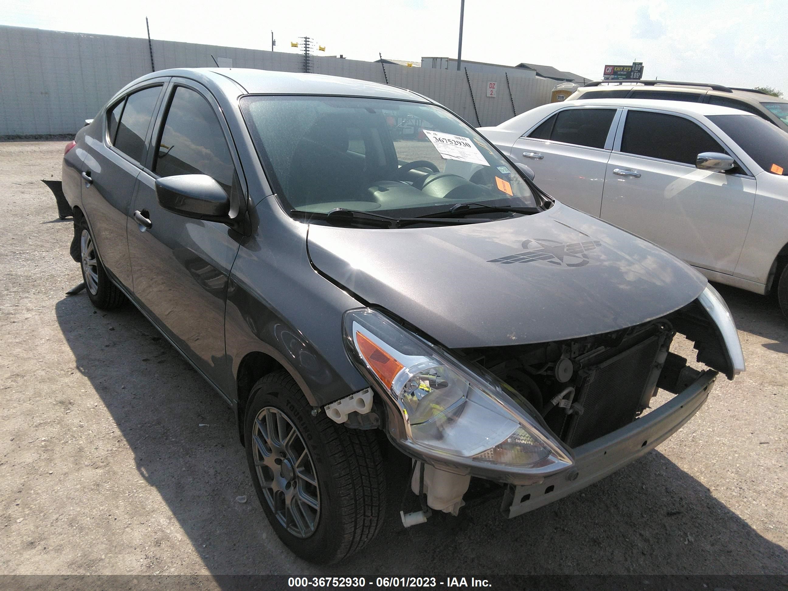 NISSAN VERSA 2018 3n1cn7apxjl829216