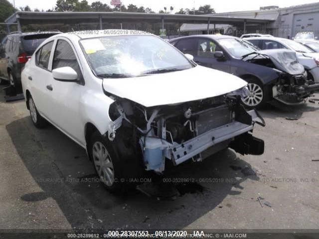 NISSAN VERSA SEDAN 2018 3n1cn7apxjl839633