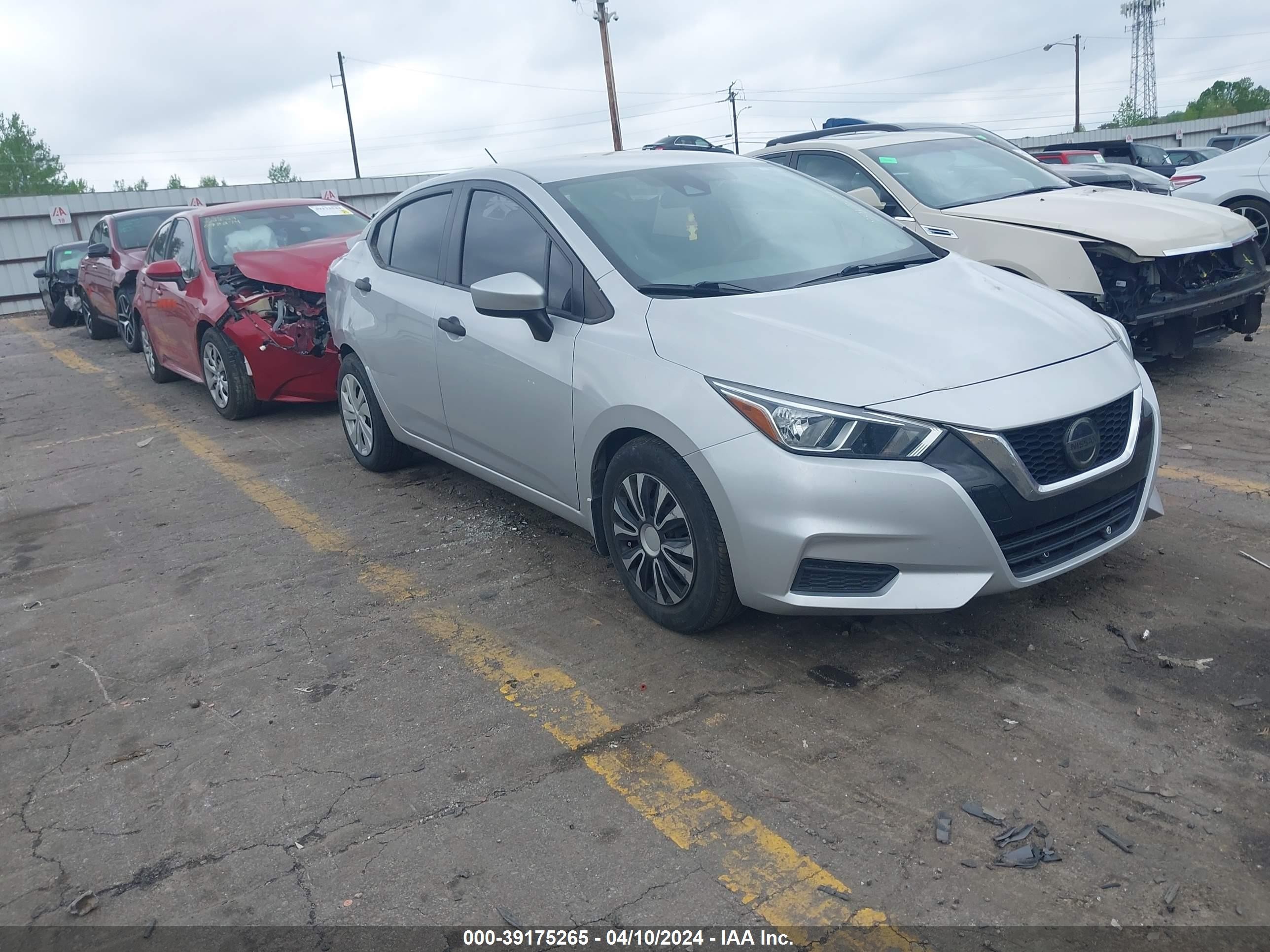 NISSAN VERSA 2020 3n1cn8dvxll844205