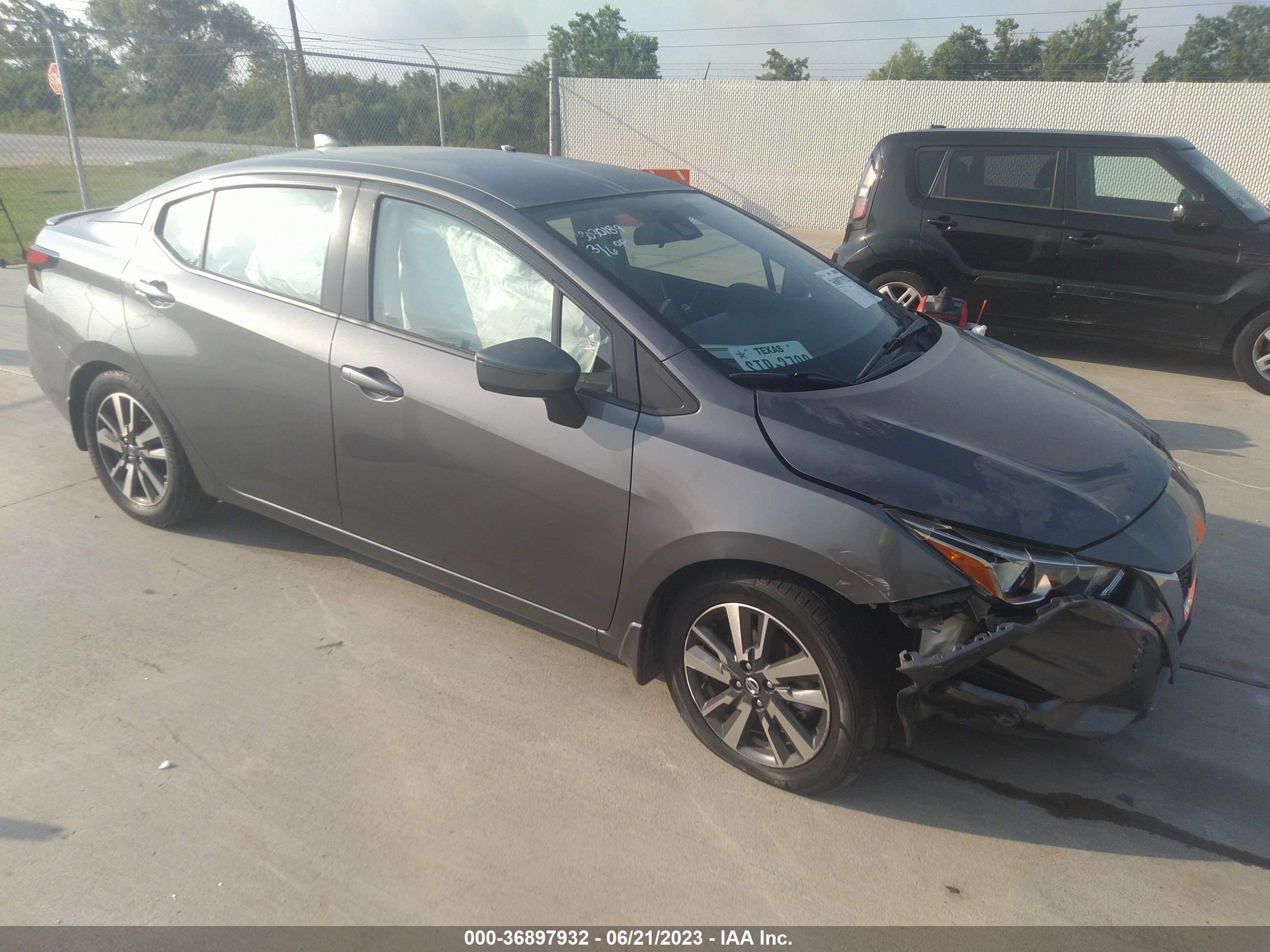 NISSAN VERSA 2020 3n1cn8ev4ll846174