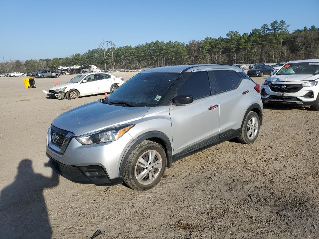 NISSAN KICKS 2020 3n1cp5bv4ll535230