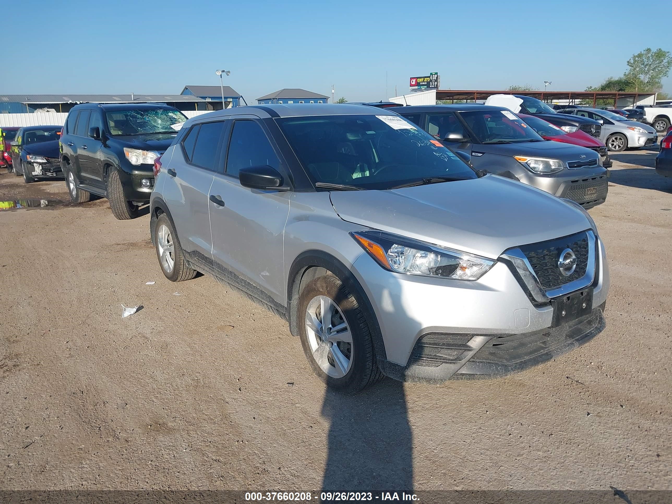 NISSAN KICKS 2020 3n1cp5bv6ll509731