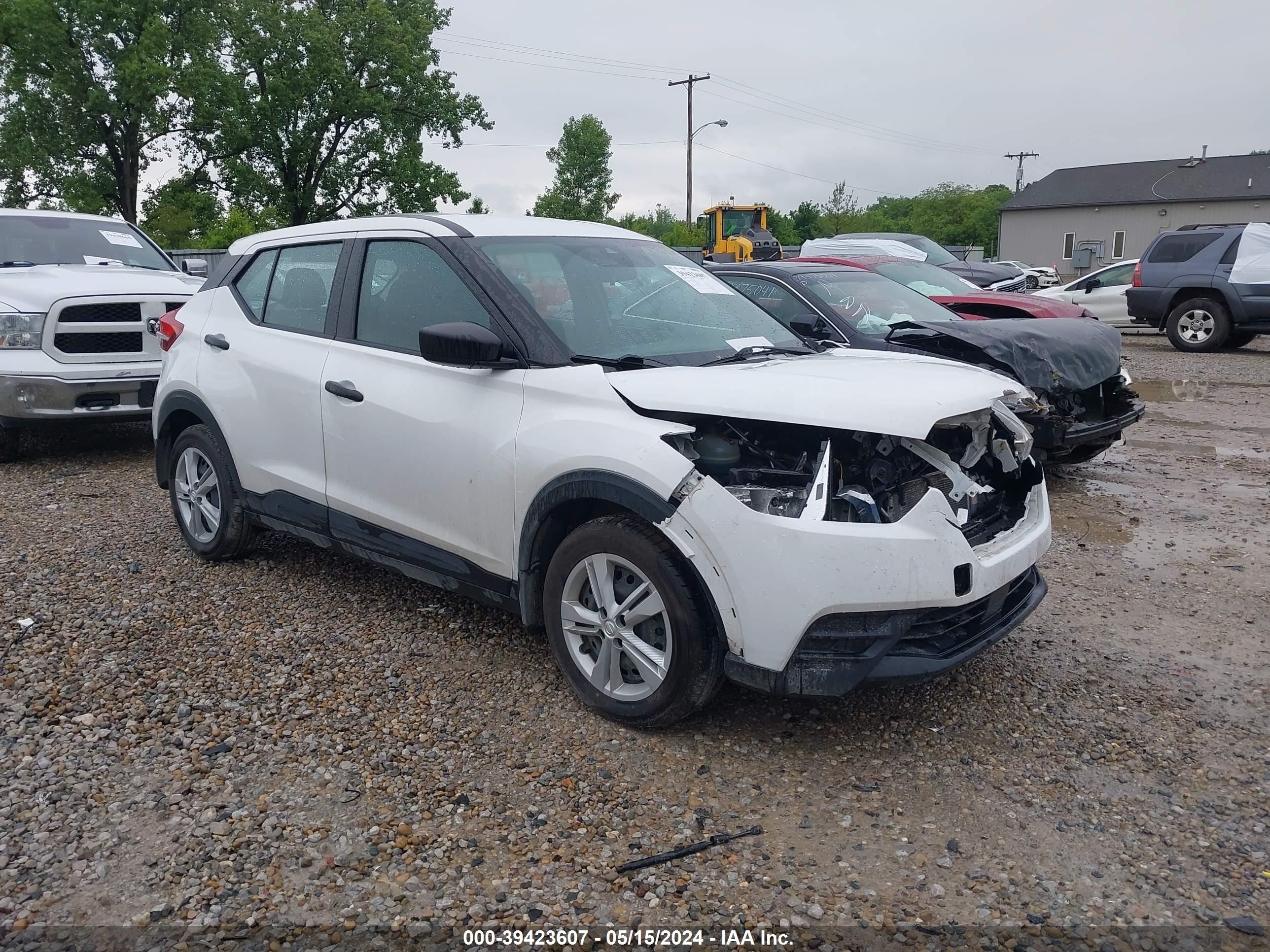 NISSAN KICKS 2020 3n1cp5bv9ll575576