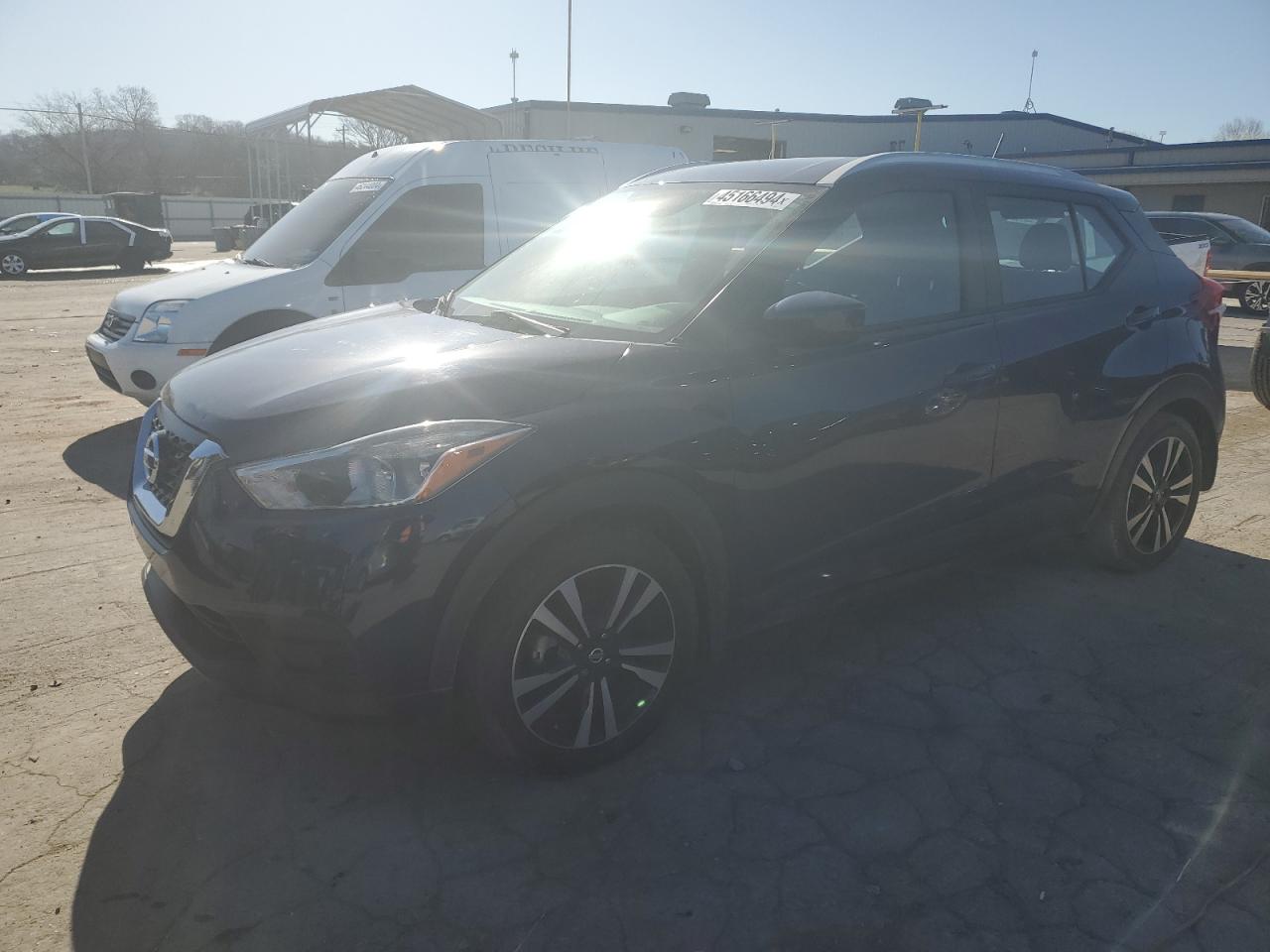 NISSAN KICKS 2019 3n1cp5cu0kl481977