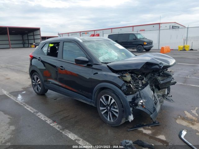 NISSAN KICKS 2019 3n1cp5cu0kl538694