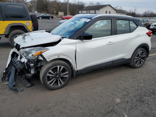 NISSAN KICKS 2018 3n1cp5cu1jl501622