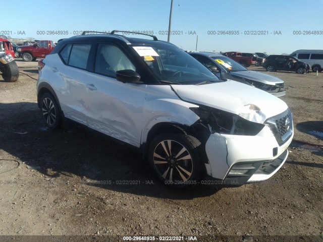 NISSAN KICKS 2018 3n1cp5cu1jl503323