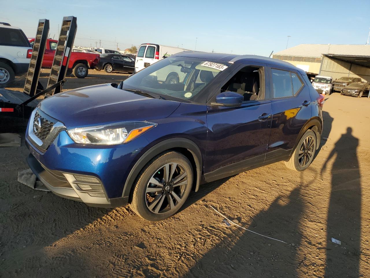 NISSAN KICKS 2018 3n1cp5cu1jl541439