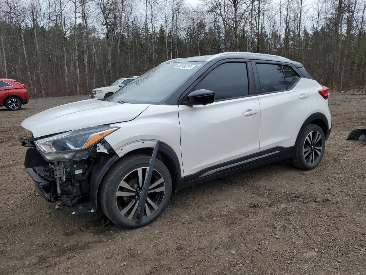 NISSAN KICKS 2019 3n1cp5cu1kl564804